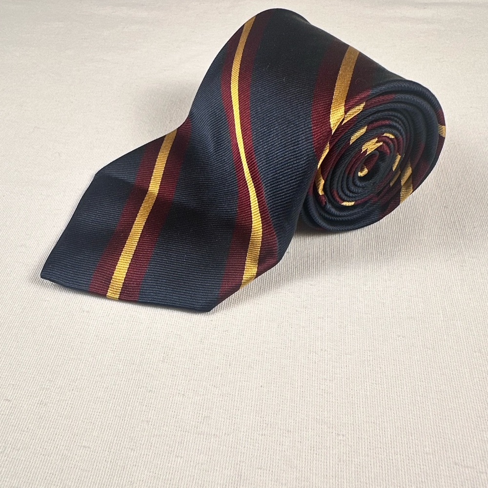 Brooks Brothers 346 pure silk Navy and Gold  Striped Tie